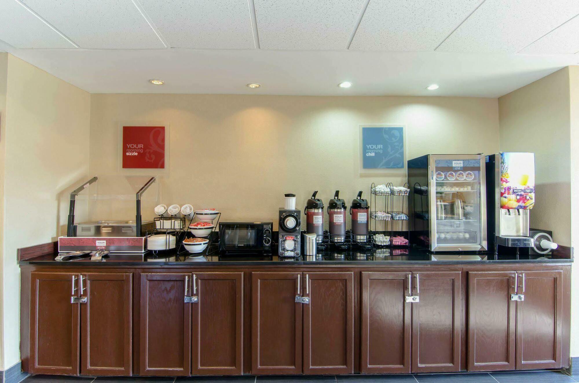 Hotel Clarion Pointe - Holly Springs Apex